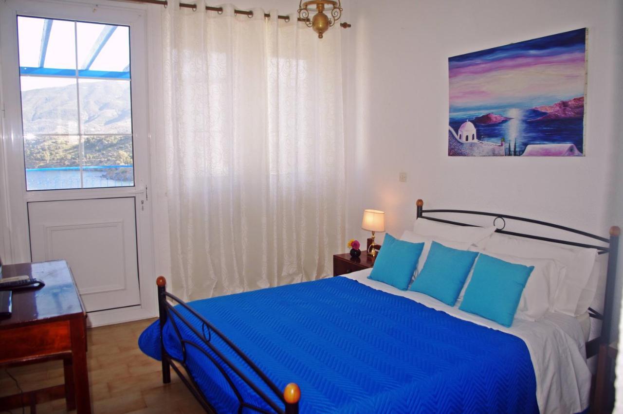 Rania Studios Poros Town ภายนอก รูปภาพ